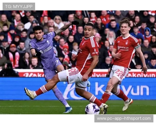 利物浦角球造成混乱，努涅斯补射太正