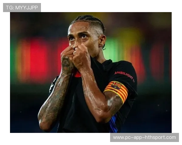 巴萨利用边路创造杀机，拉菲尼亚破门如潮水